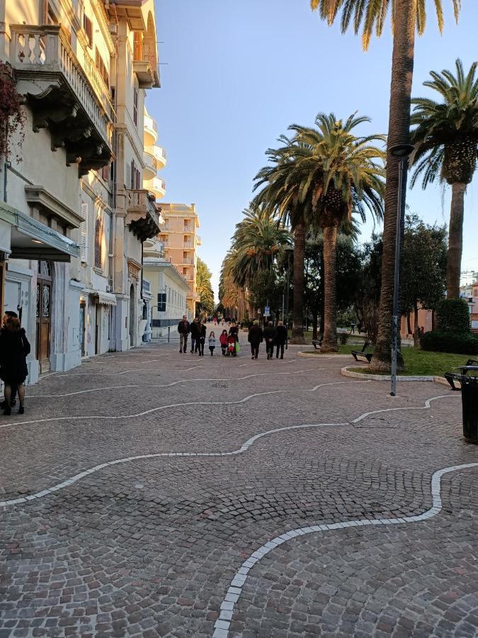 Residenza Topazio San Benedetto del Tronto Eksteriør billede