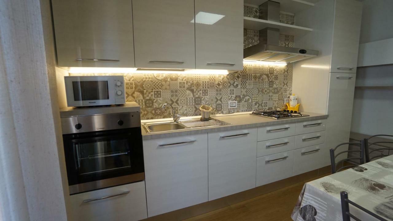Residenza Topazio San Benedetto del Tronto Eksteriør billede