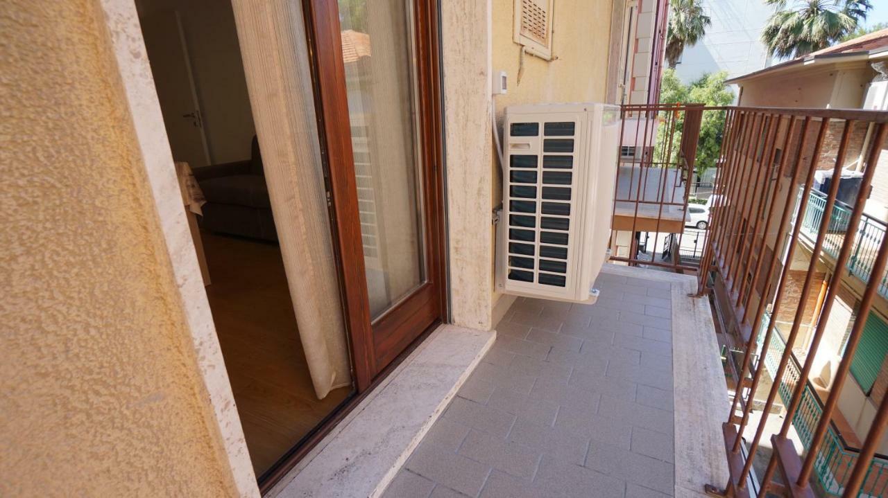 Residenza Topazio San Benedetto del Tronto Eksteriør billede